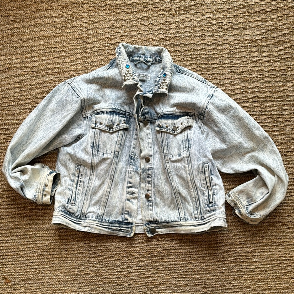 VINTAGE 80’s DENIM JACKET